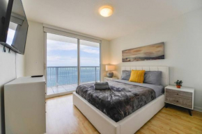 Exquisite 3Bedrooms W Top Amenities Free Parking